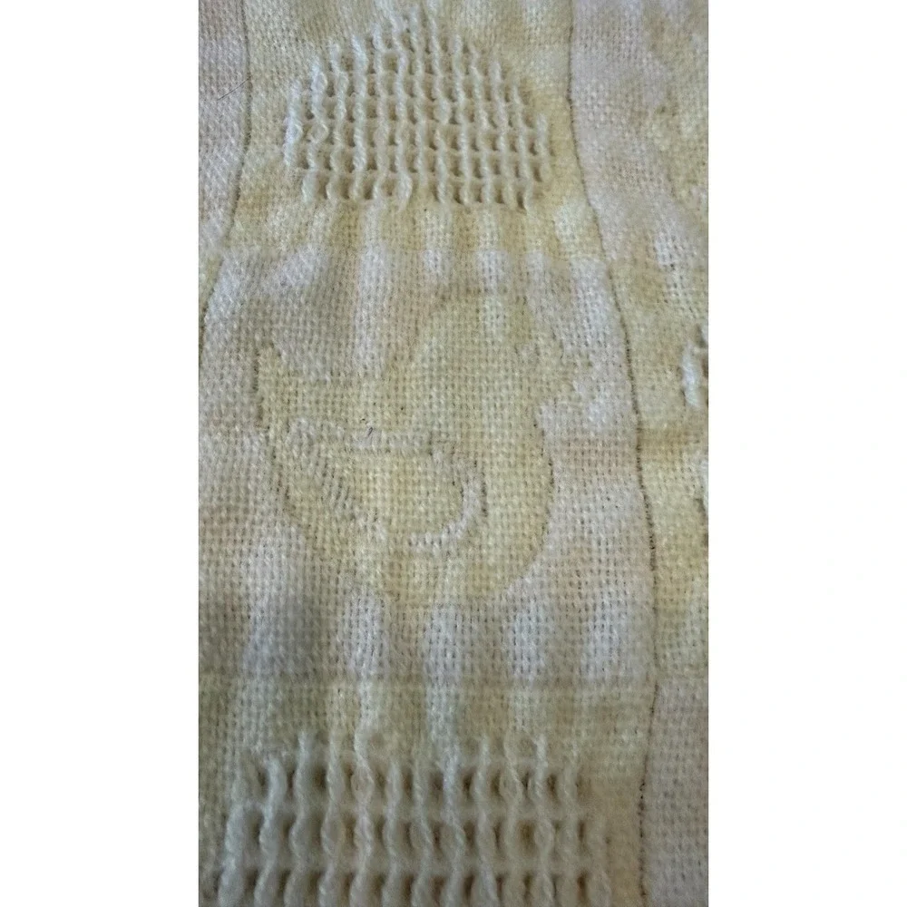 Vintage Baby Blanket 100% Acrylic Textured Fringed Ducks Bears Hearts Yellow